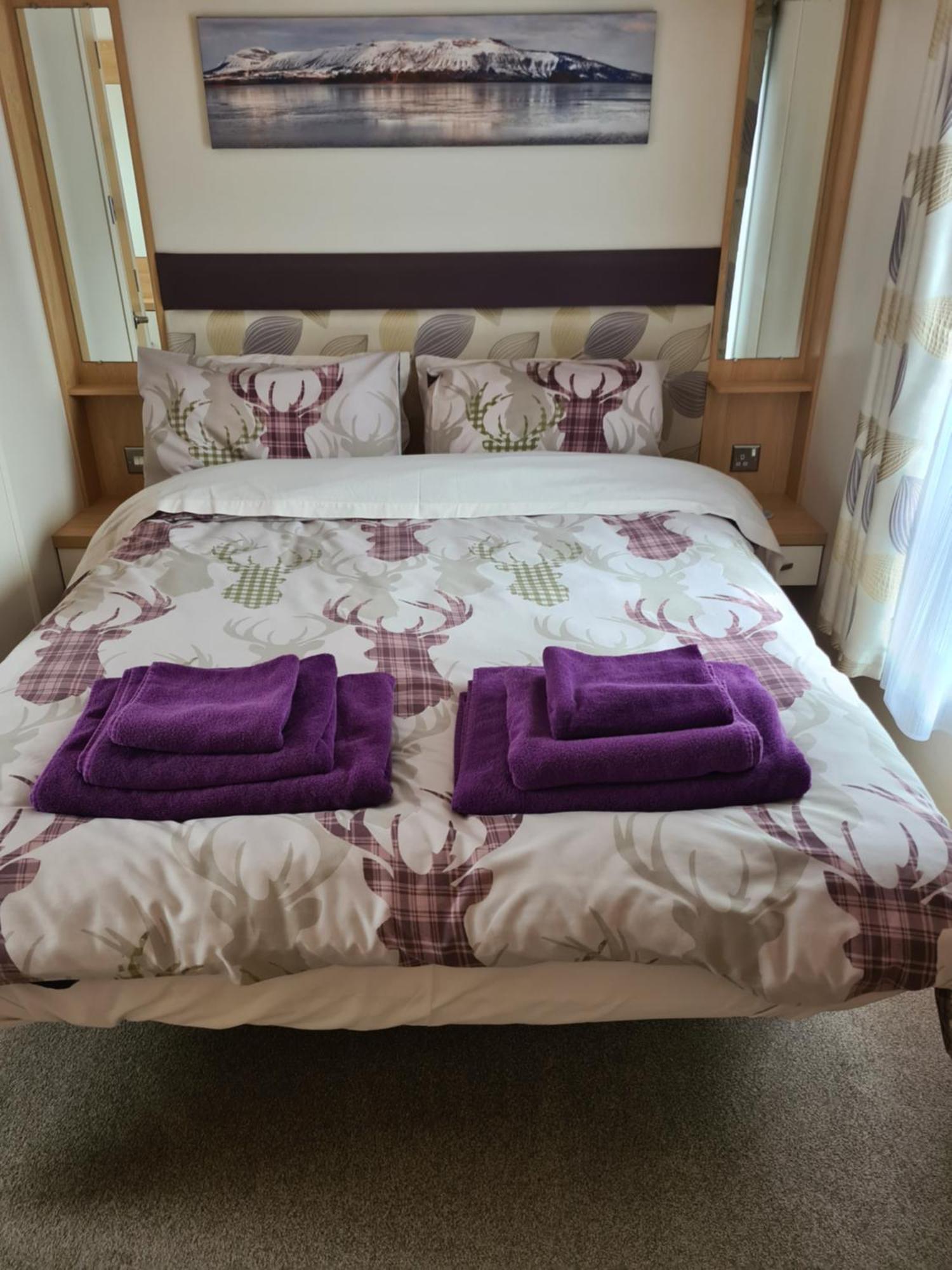 Bear Lodge Auchterarder Bagian luar foto
