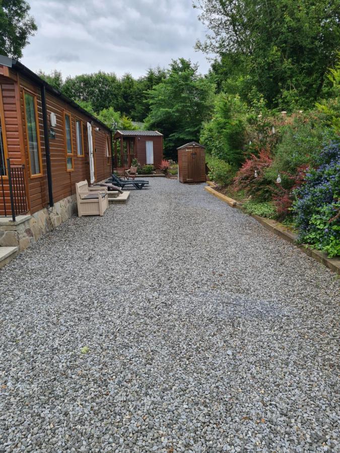 Bear Lodge Auchterarder Bagian luar foto